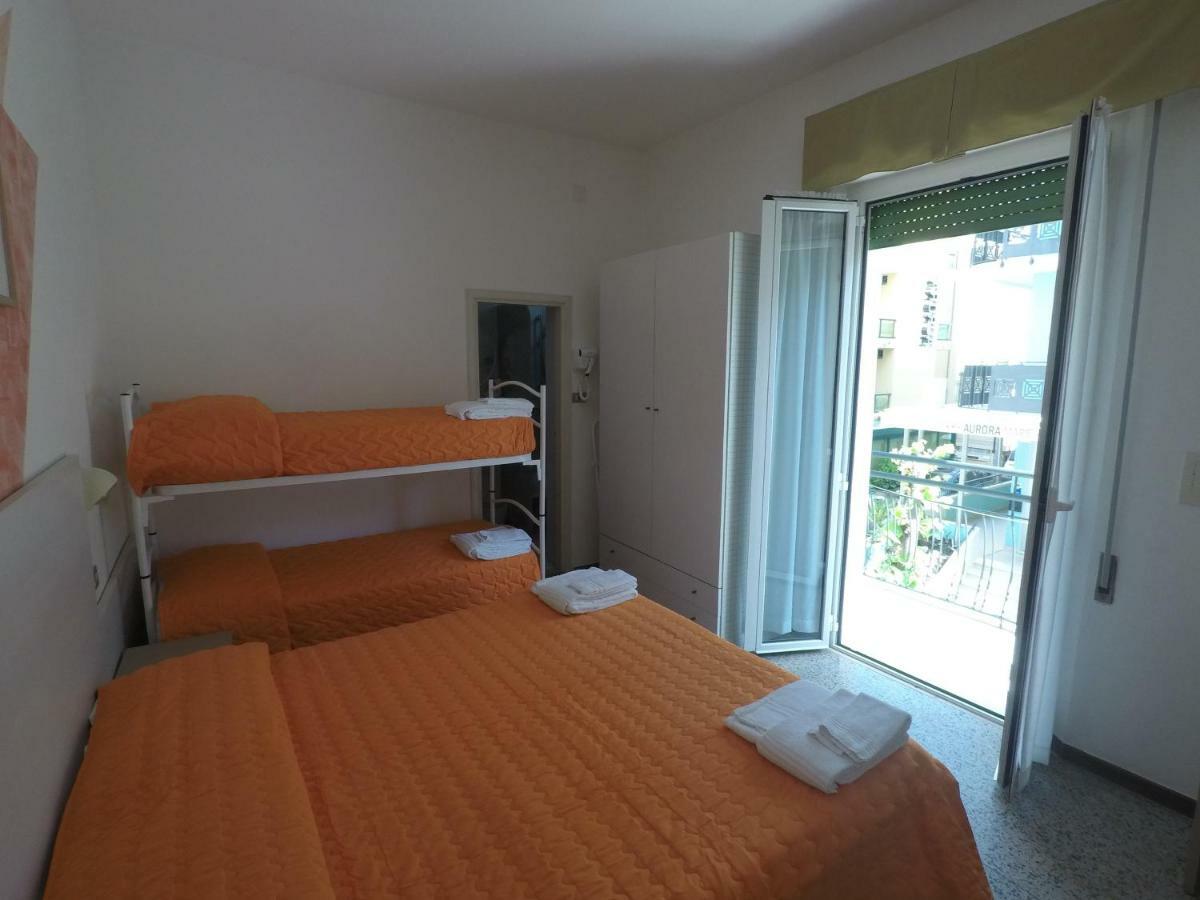 Alevon Hotel Rimini Exterior foto